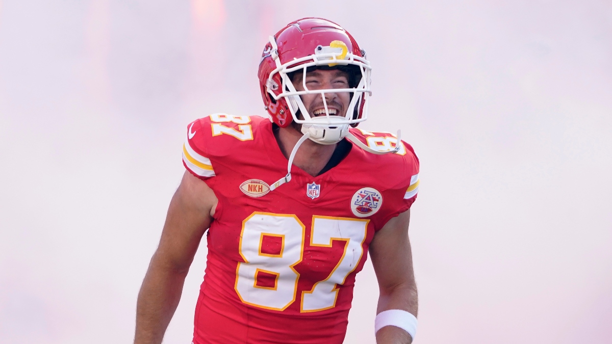 Travis Kelce Says Bumping, Screaming at Andy Reid 'Unacceptable' Image