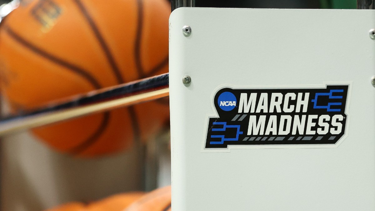 2024 NCAA Tournament: Odds, Picks for Every First Round Game | March Madness article feature image
