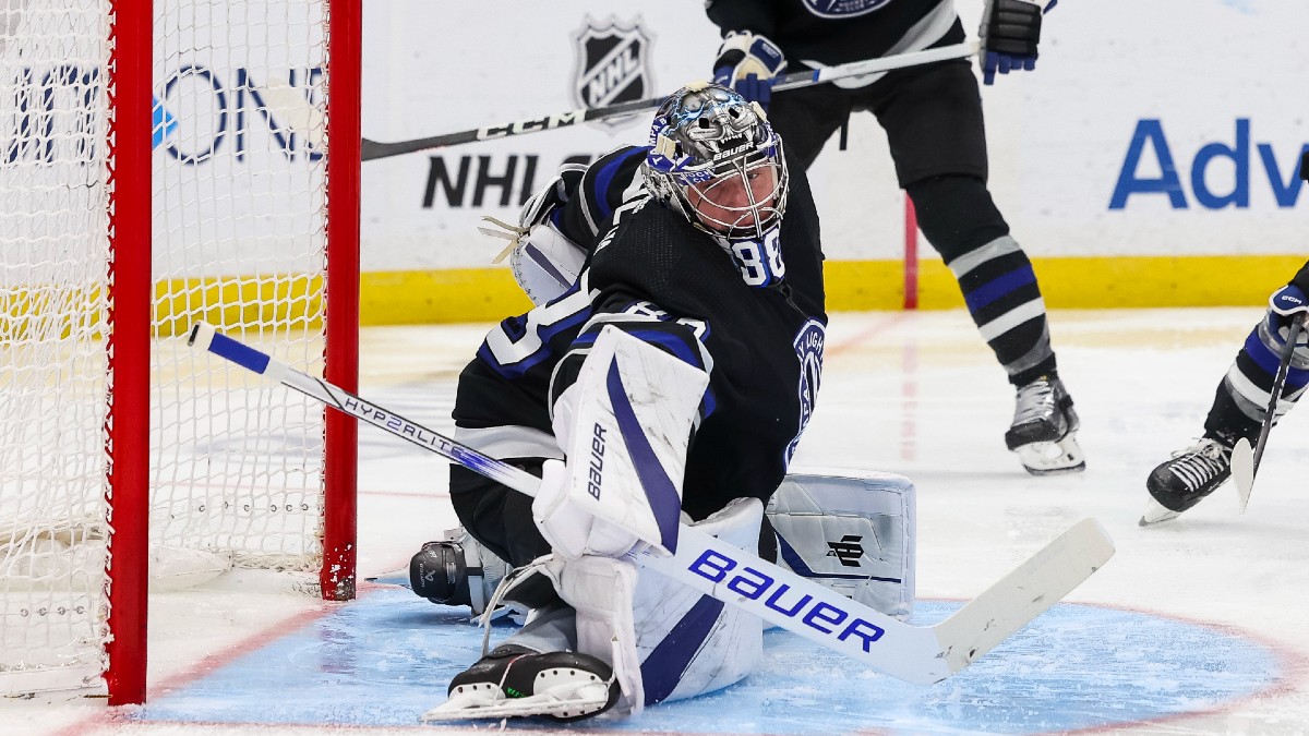 NHL Odds, Preview, Prediction: Lightning vs Sharks (Thursday, March 21) article feature image