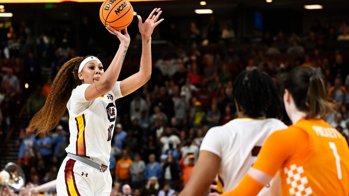 South Carolina Stays Undefeated on 'Miracle' 3-Pointer Image