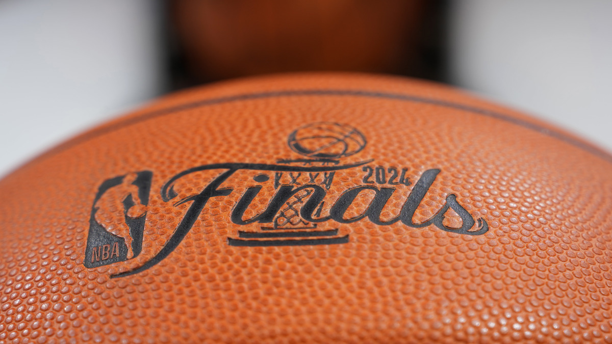 DraftKings & FanDuel Promos Pocket up to $350 in Bonus Value for NBA Finals, Any Matchup Sunday Image