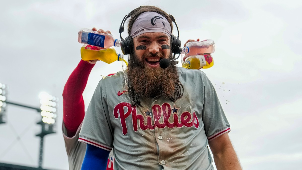 Sunday Early MLB Picks | Phillies vs Braves Over/Under (July 7) article feature image