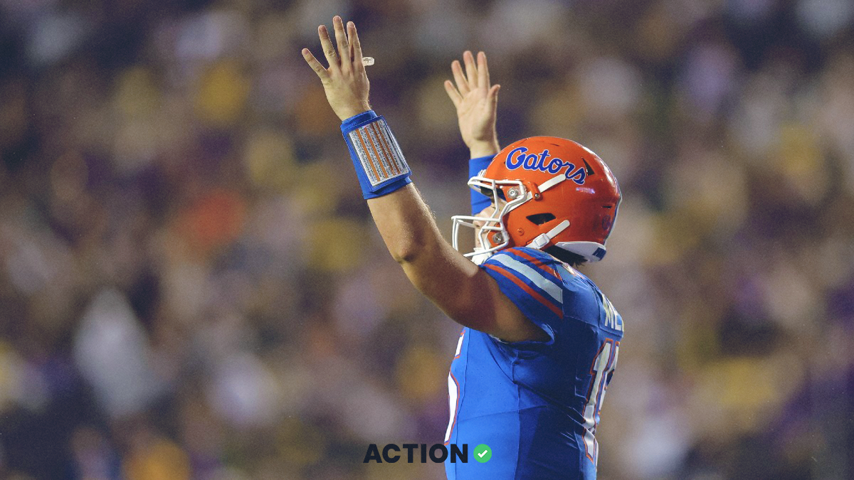 College Football Parlay & Round Robin: How to Bet Miami vs. Florida & More in Week 1 article feature image