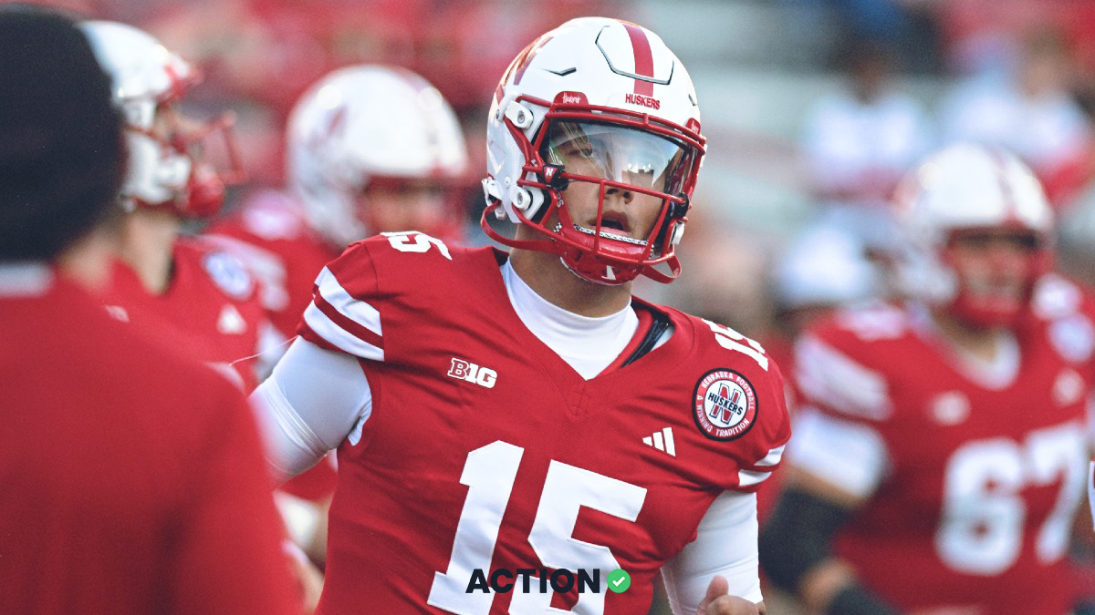 Illinois vs. Nebraska: How to Bet Friday's Top-25 Clash article feature image