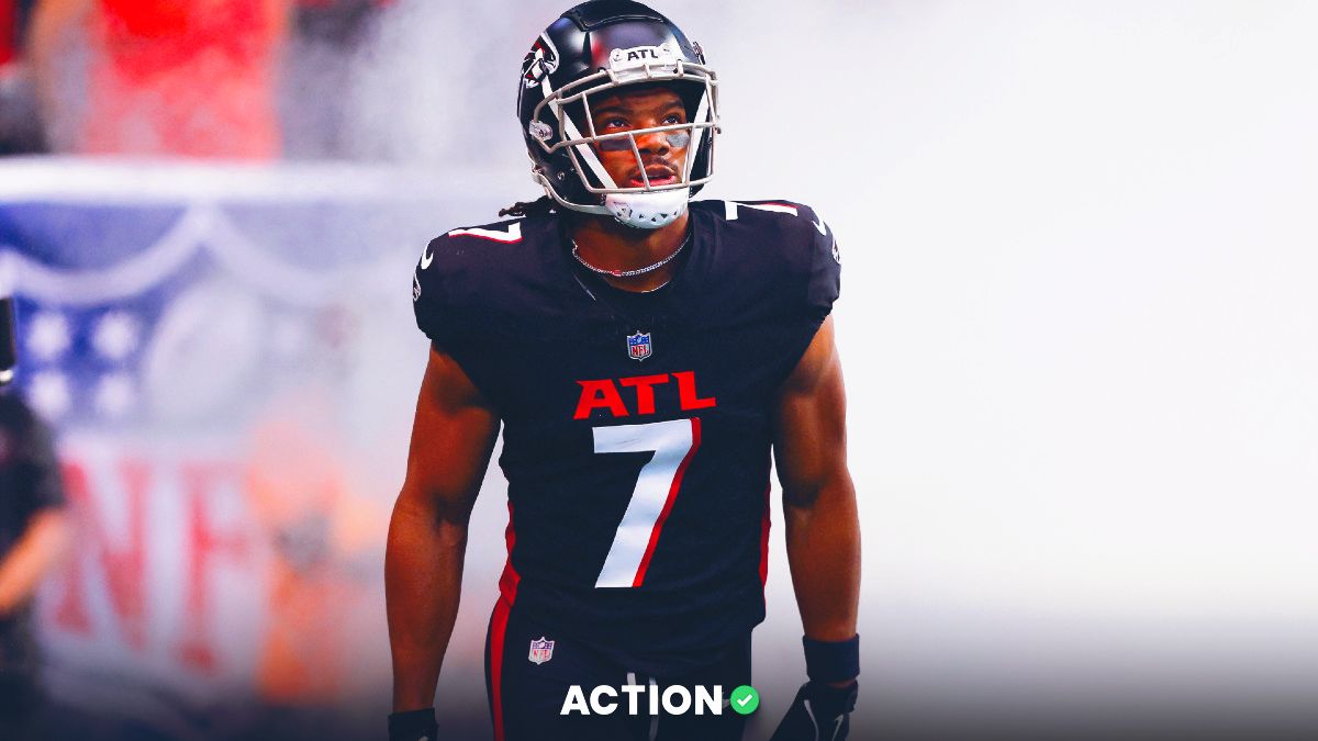 DraftKings Promo Code: Grab $250 in Bonus Bets With $5 First Bet on Falcons-Eagles Monday Night Football article feature image