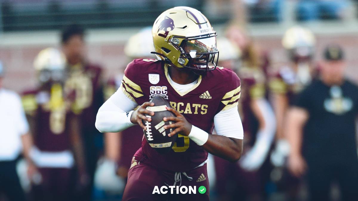 Louisiana vs. Texas State Prediction, Odds, Picks, How to Watch NCAAF Tuesday article feature image