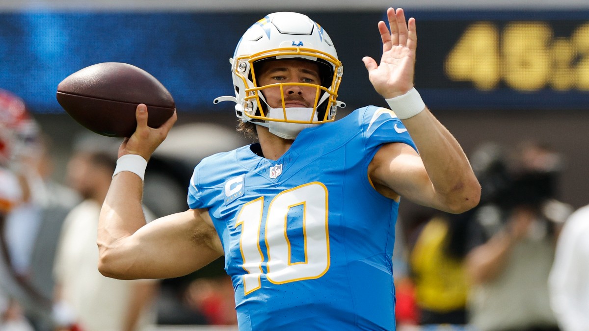 Saints vs Chargers Odds, Spread, Total | NFL Week 8 article feature image