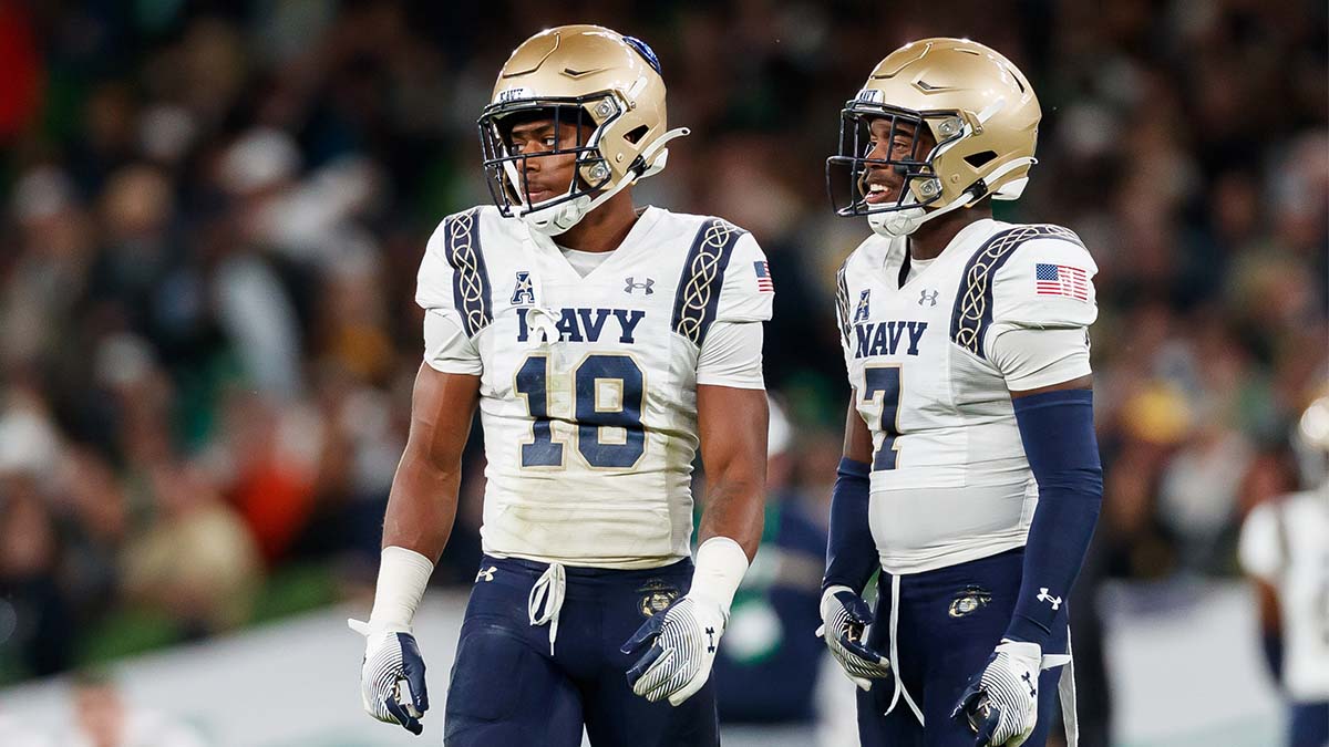 Service Academy Unders in Jeopardy; Navy Wins 34-7 Image