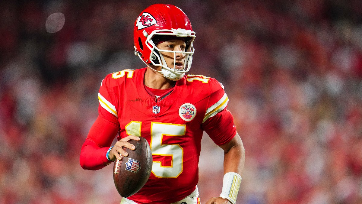 Chiefs vs 49ers Odds, Spread, Total | NFL Week 7 article feature image