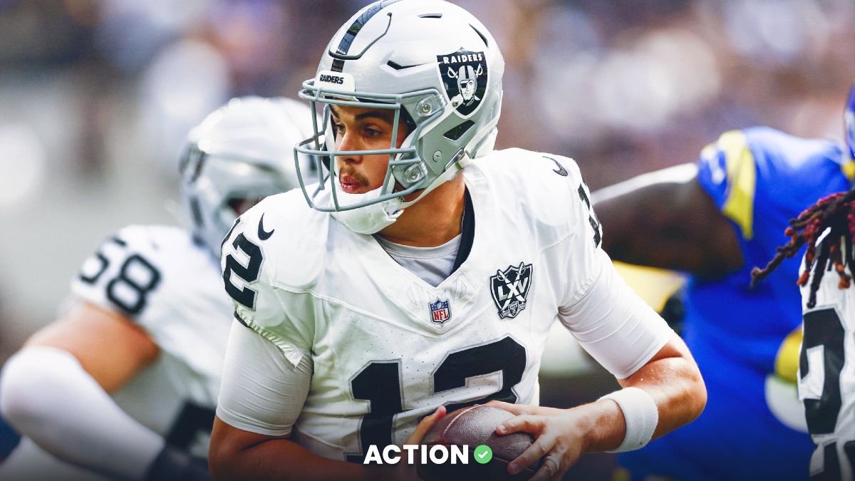 Raiders QB Aidan O’Connell Reportedly Breaks Thumb vs. Rams article feature image