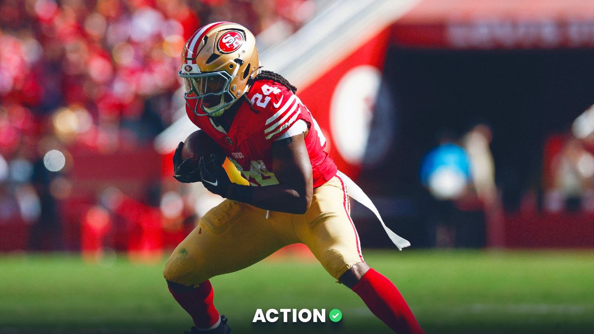 Jordan Mason SNF Injury Update: 49ers RB Questionable With Shoulder Injury article feature image