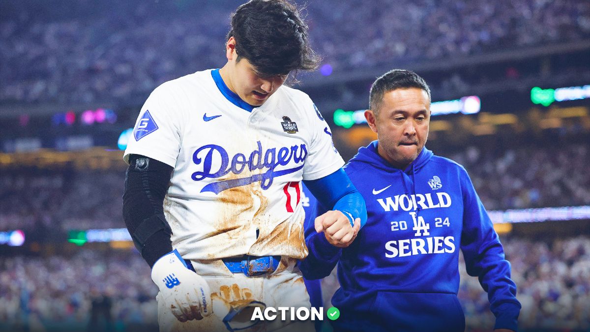 Shohei Ohtani Injures Left Shoulder in World Series Game 2