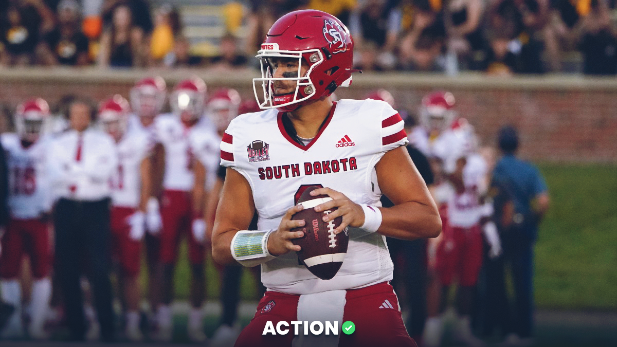 South Dakota vs. South Dakota State: How to Bet In-State Rivalry Image