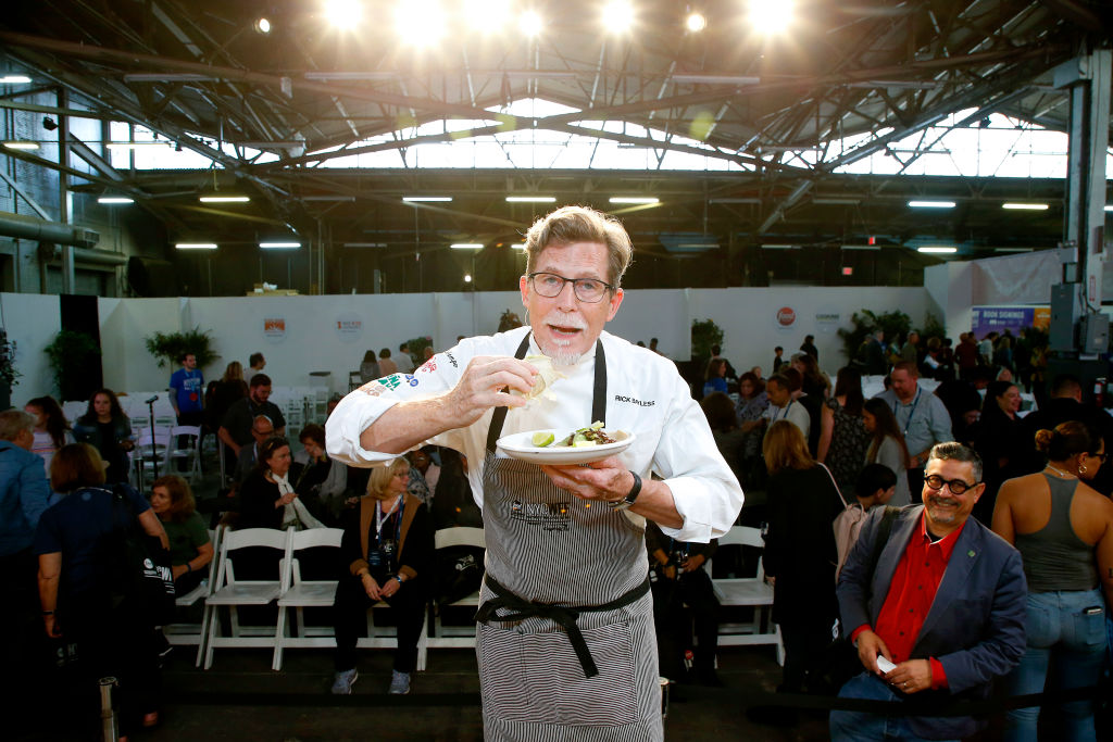 Chef Rick Bayless opened a new restaurant at Celebrity Food Hall
