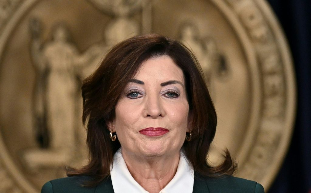 New York Governor Kathy Hochul vetoed plan to move up casino license deadline.