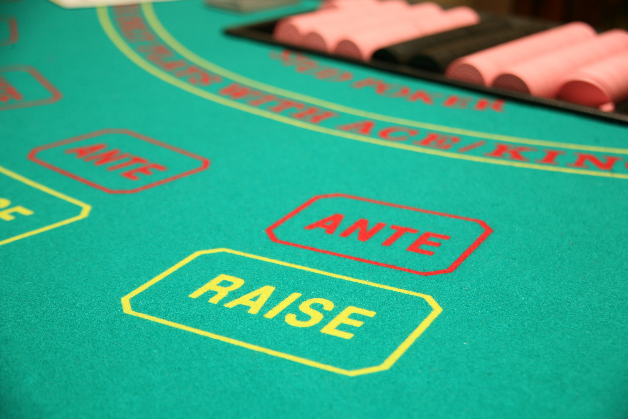 dealerless poker tables are now being used in U.S. casinos