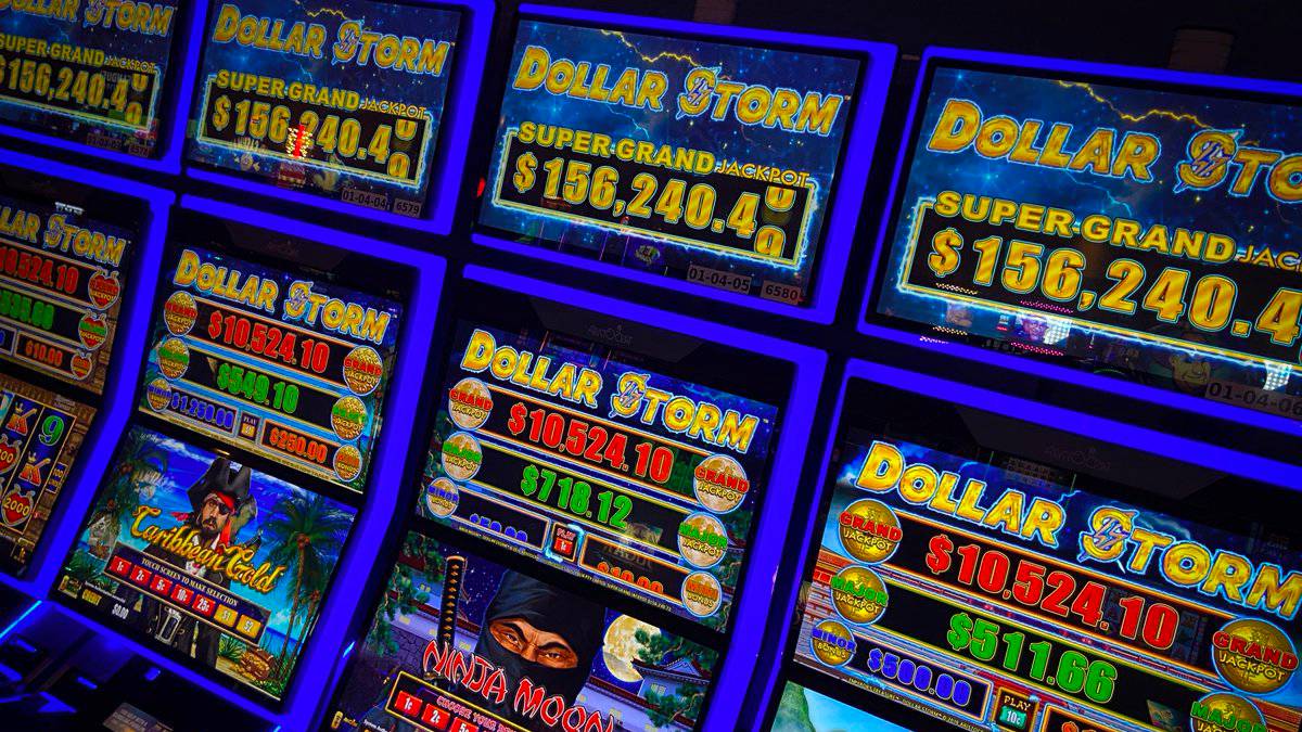 the dollar storm slot machine is popular amongst gamblers across the united states.
