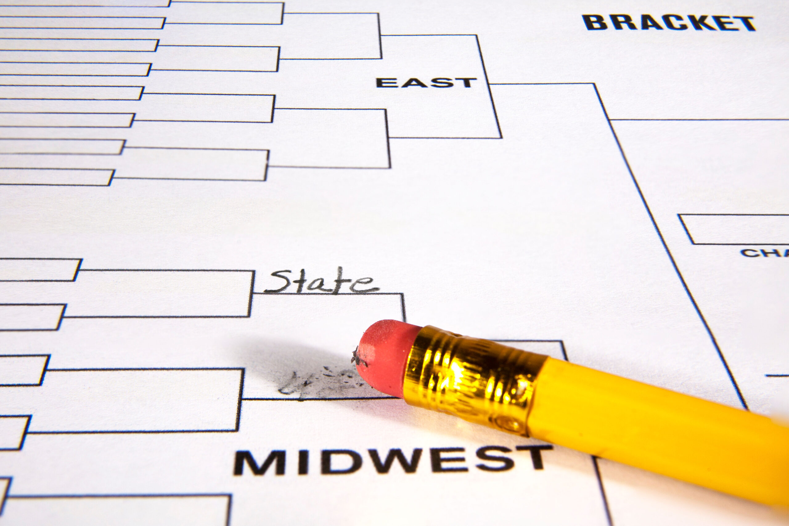 March Madness: How Would AI Fill In The 2025 Bracket? Image