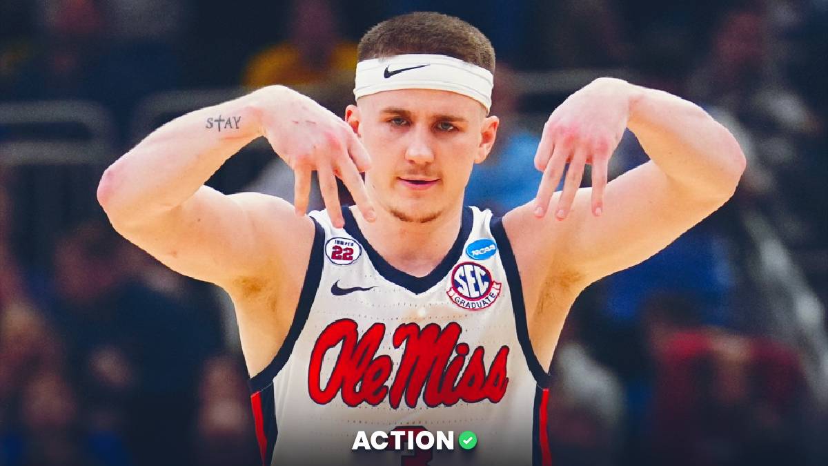 NCAA Tournament Spread Picks for Ole Miss vs Iowa State, Oregon vs Arizona article feature image