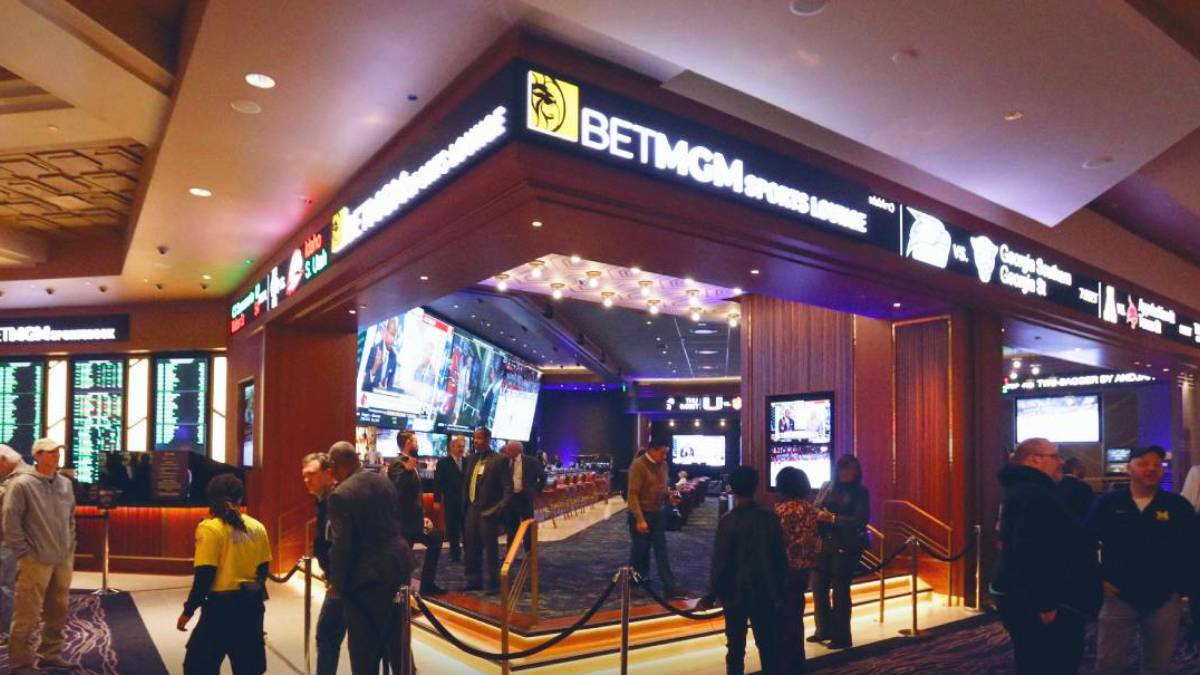 the bet mgm sportsbook in detroit continues to do well because it piggy-backs off of the strong earnings its casino makes.