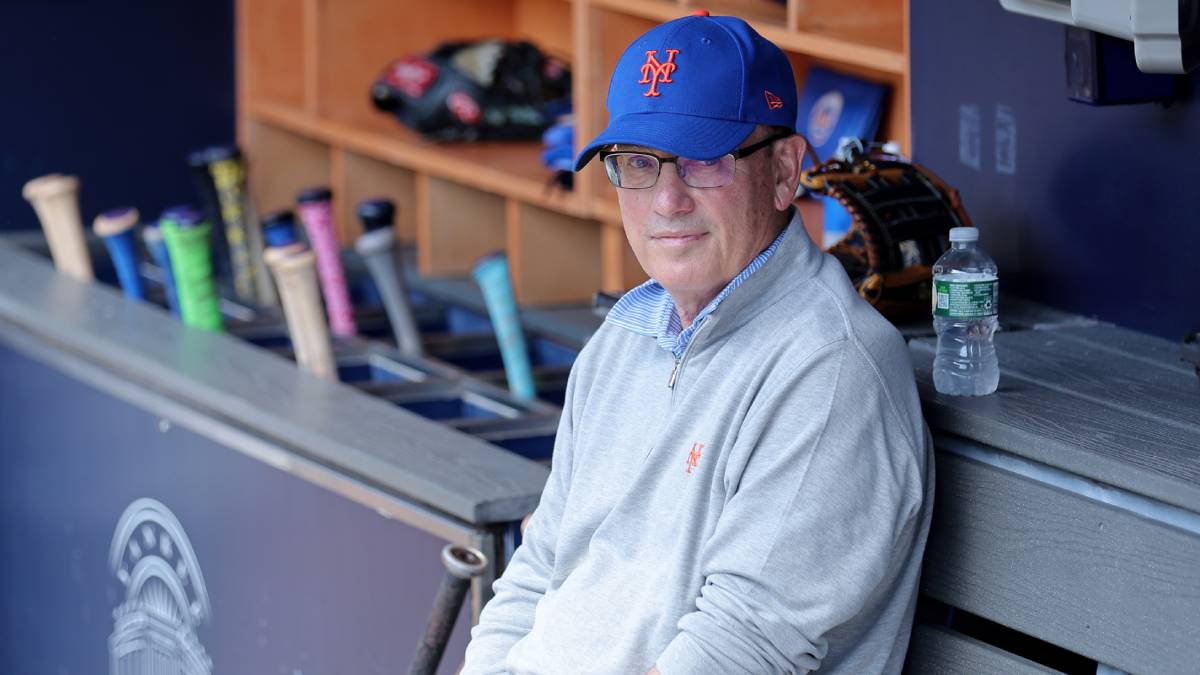 Steve Cohen, owner of the New York Mets, advanced his plan to build a casino near Citi Field, as state lawmakers removed a significant obstacle for the project.