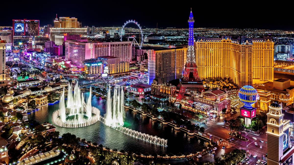 the benefits of FTC junk fees rules, showing transparent casino resort pricing that helps guests avoid hidden charges and make informed vacation choices.