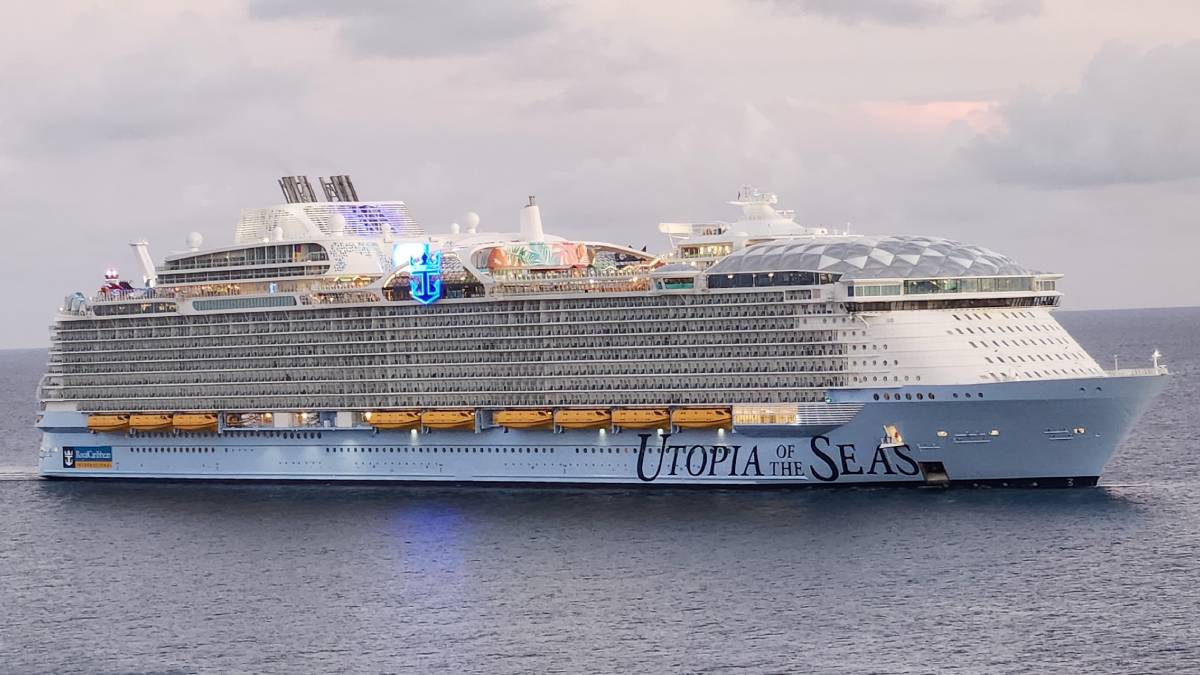 royal caribbean utopia of the seas now has a non-smoking casino on board.