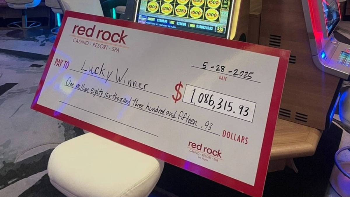 the red resort casino payed out a big slot machine jackpot of over one million dollars.