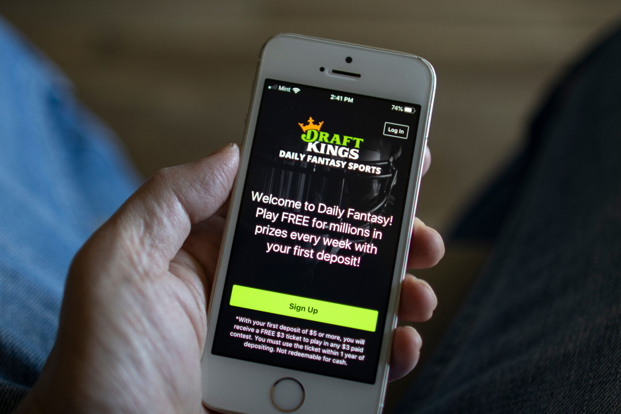 daily fantasy sports in california have been deemed illegal by the state's attorney general.