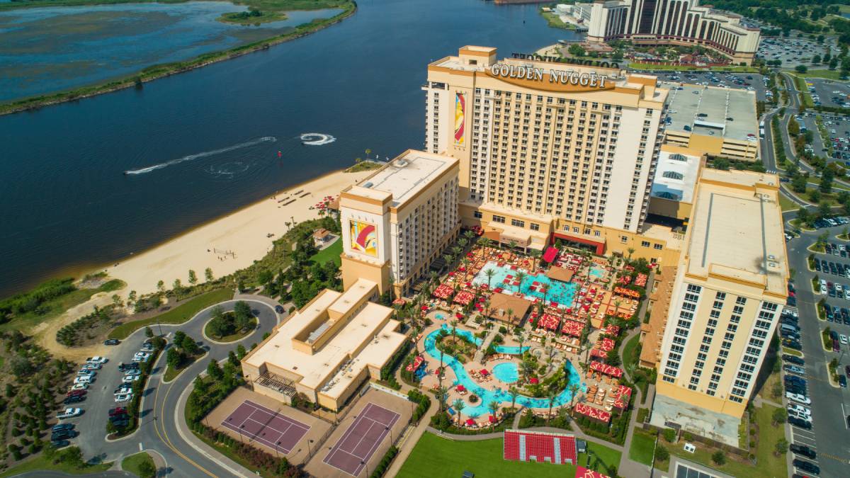 lousiana casinos experienced an up and down month in june 2025.