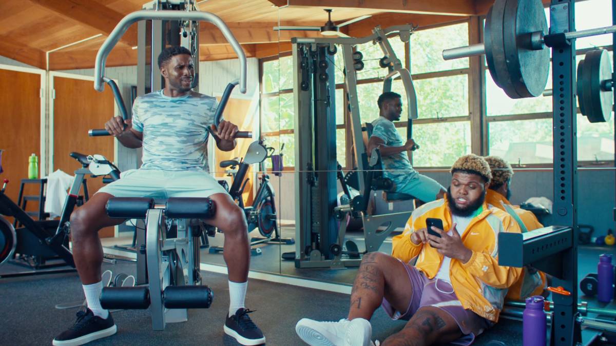comedian Drew “Druski” Desbordes, and College Football Hall of Famer Reggie Bush (University of Southern California) star in a new series of ads for PrizePicks