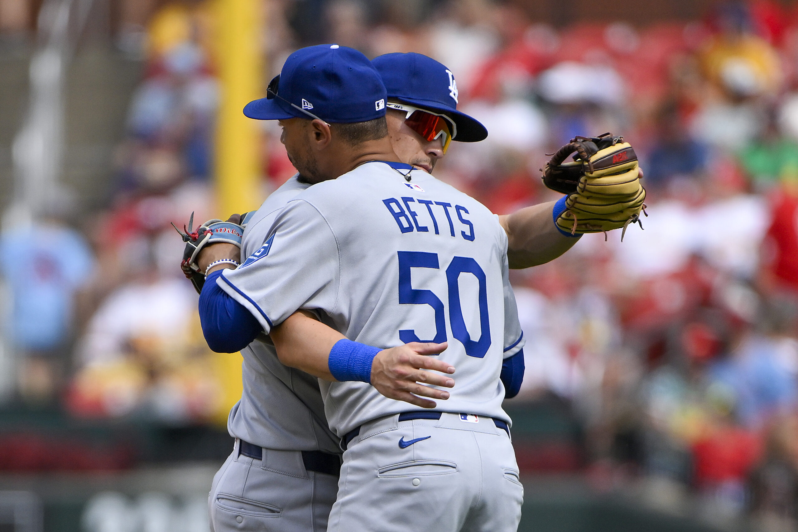 Dabble Promo Code ACTION Offers $10 Sign-Up Bonus for MLB Games, All Sports Entries Today article feature image