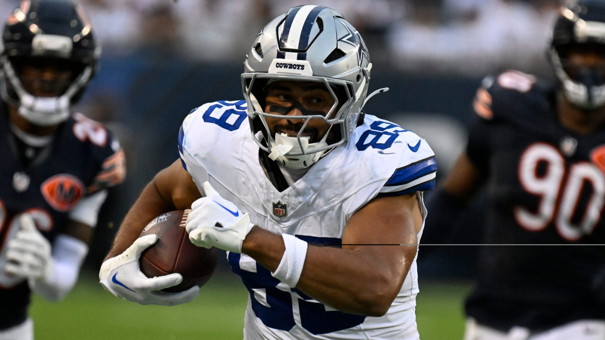 Packers vs Cowboys Prediction: Sharps Shaping Sunday Night Football Spread article feature image
