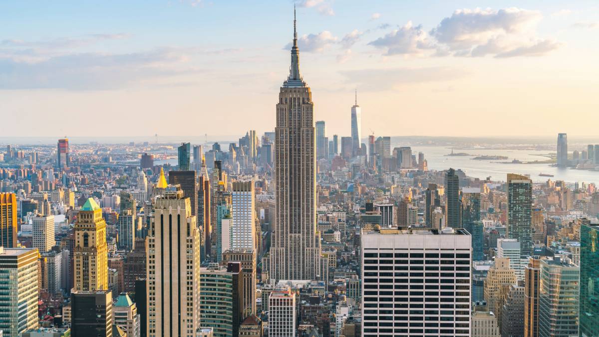 The race for New York's three downstate casino licenses is now down to six contenders, as proposals for a Times Square casino backed by Jay-Z, Caesars, and SL Green, and a Hudson Yards casino by Rush Street Gaming and Silverstein Properties, have been rejected.