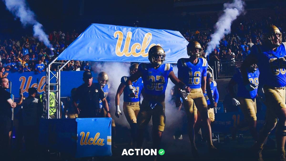 College Football Odds, Picks Tonight: New Mexico vs UCLA, Kansas State vs Arizona article feature image