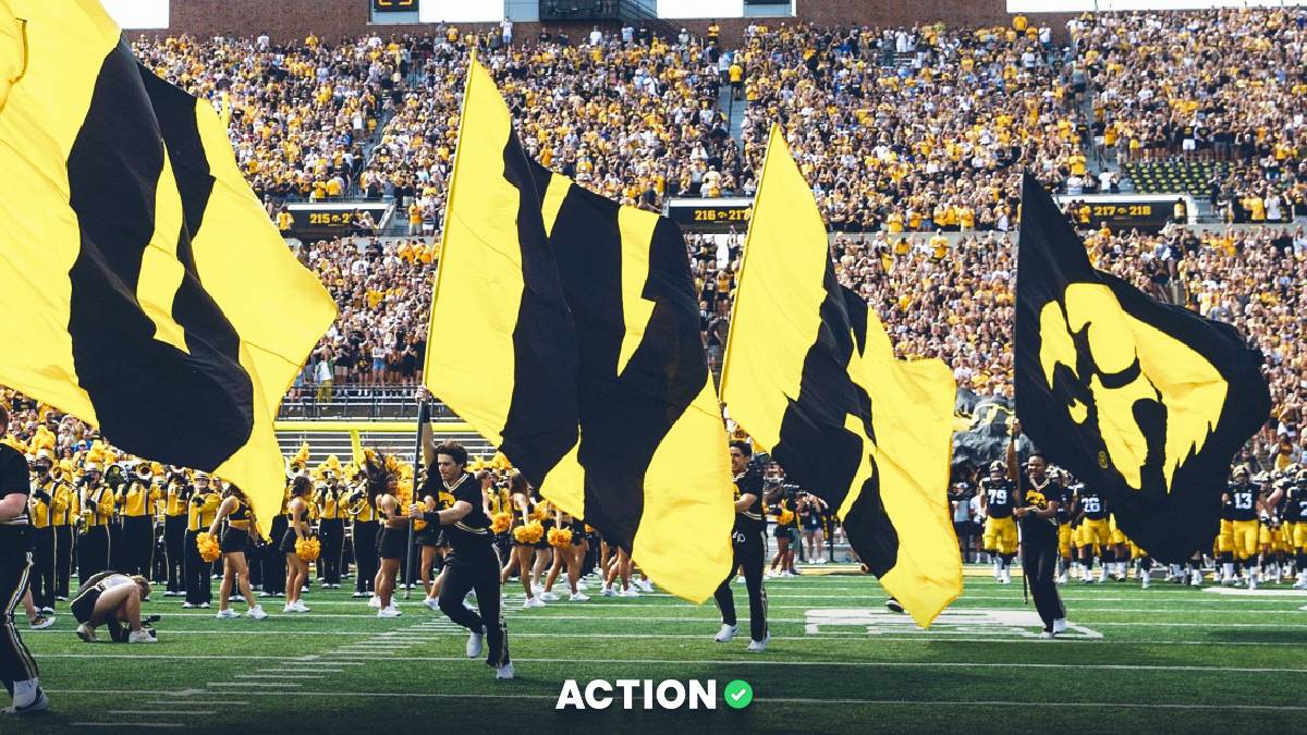 College Football Weather: 4 Windy Games & Picks for Saturday, Week 5 article feature image