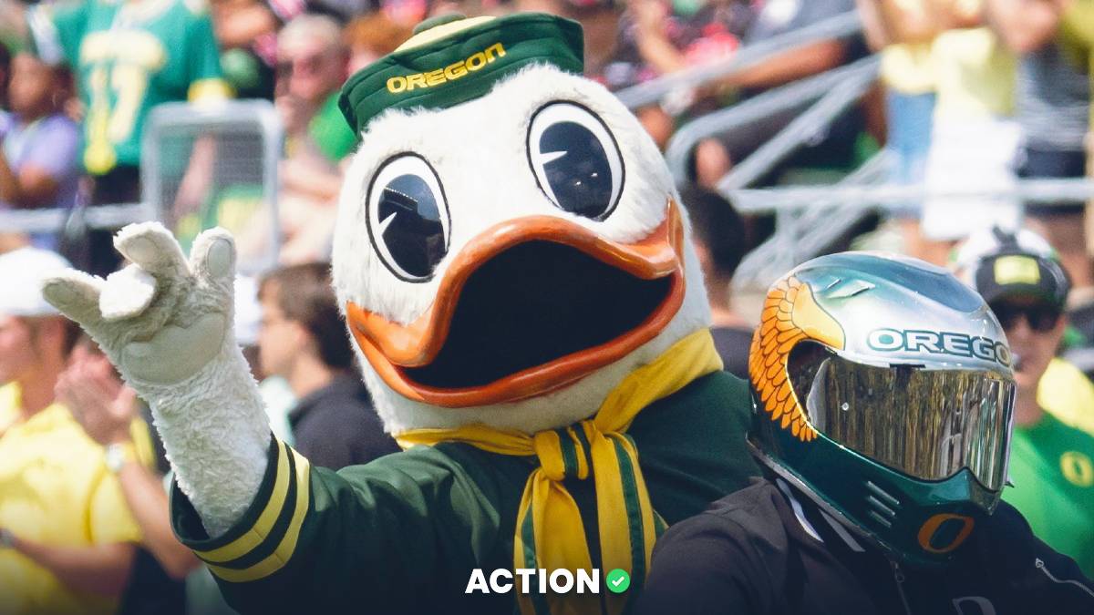 College Football Spreads Today: 10 Picks Landing Big Money