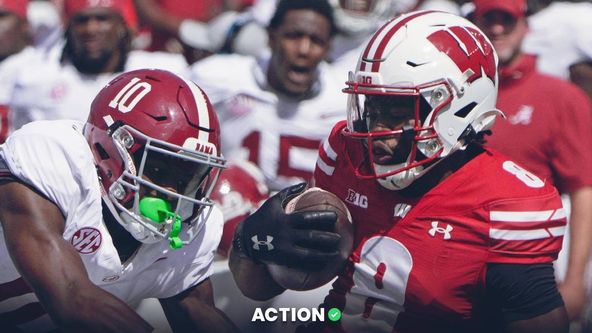 College Football Odds & Picks Saturday: Wisconsin vs Alabama, Georgia vs Tennessee, More article feature image