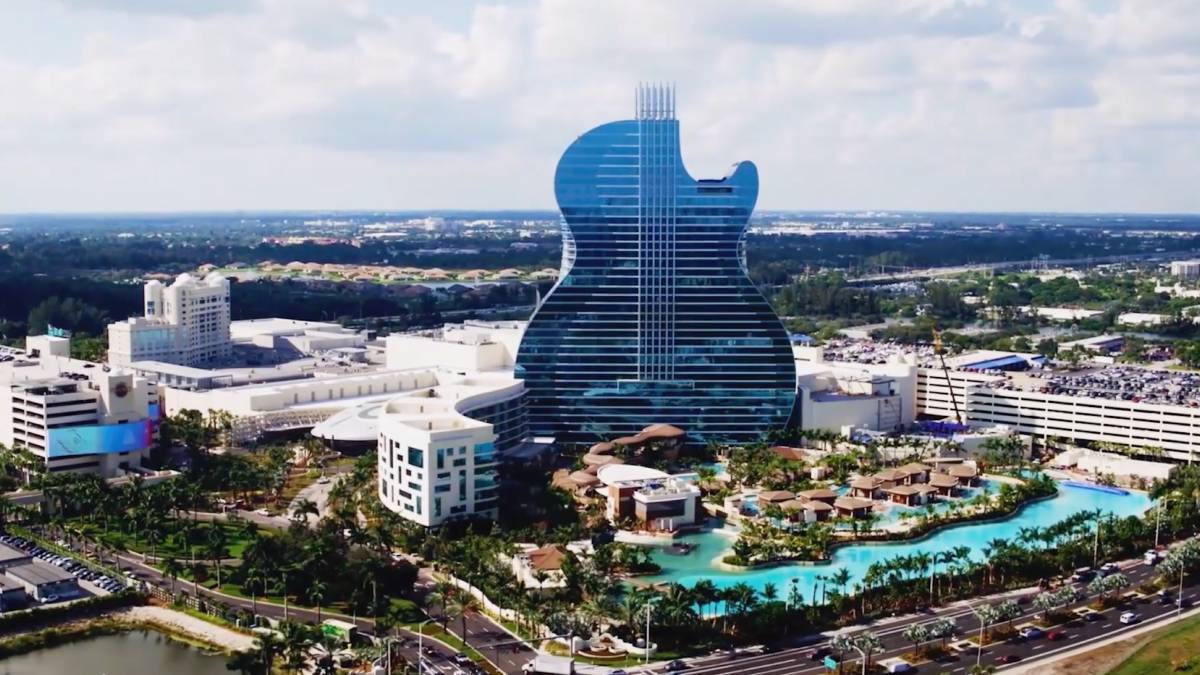Once complete, the guitar hotel will have almost 600 hotel rooms, 48,000 square feet of gaming area and 96,000 square feet of retail.