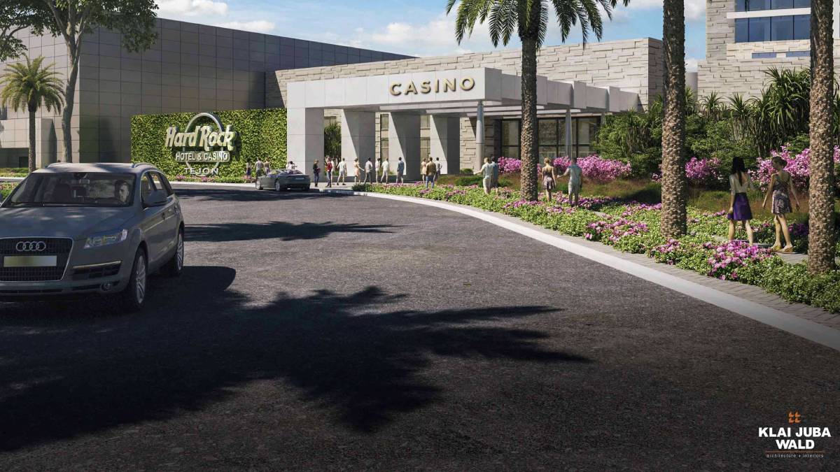 the hard rock casino tejon is going to have a 150,000-square-foot gaming floor, 2,000 slot machines and over 50 live table games, plus many food items and entertainment.