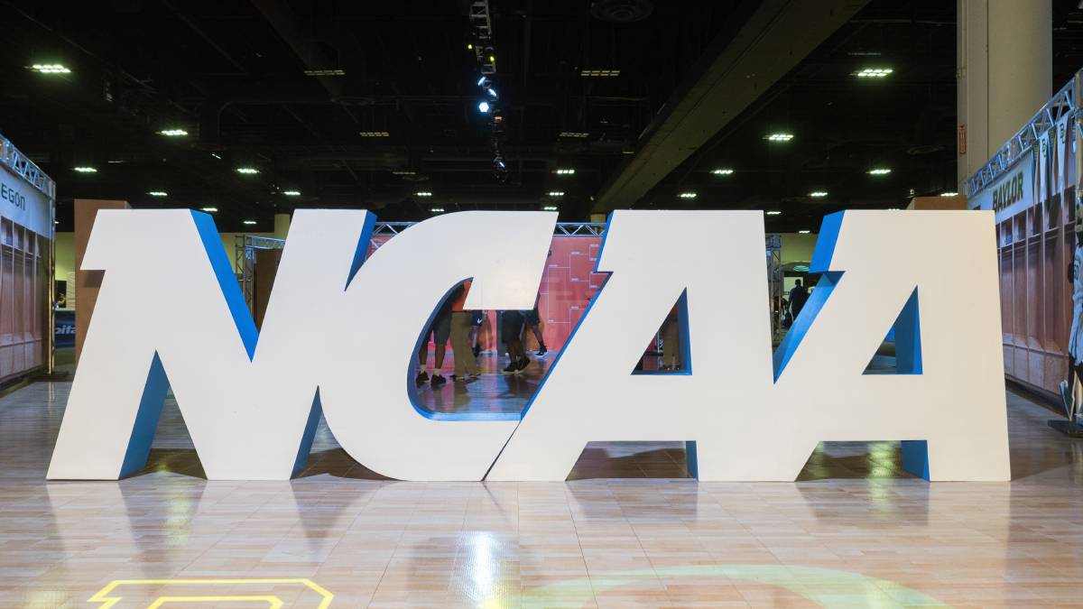 the ncaa may allow college athletes to begin betting on all professional sports as soon as November 2025.