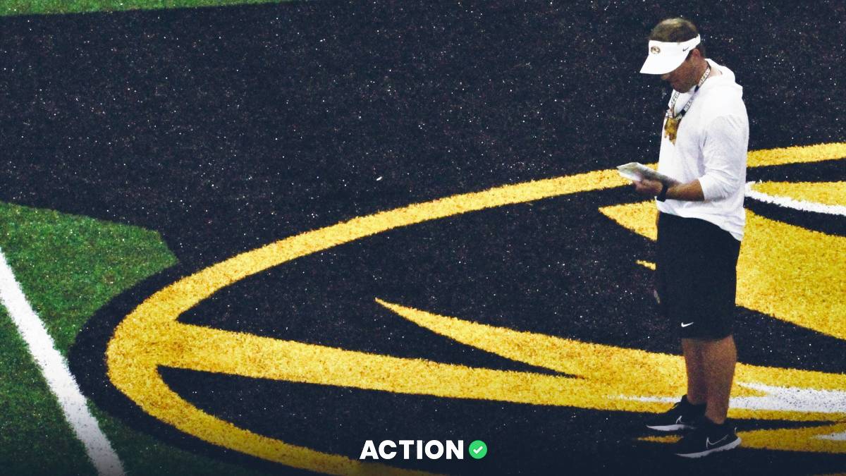 Best College Football Picks Week 7: Spreads, Over/Unders, Player Props article feature image
