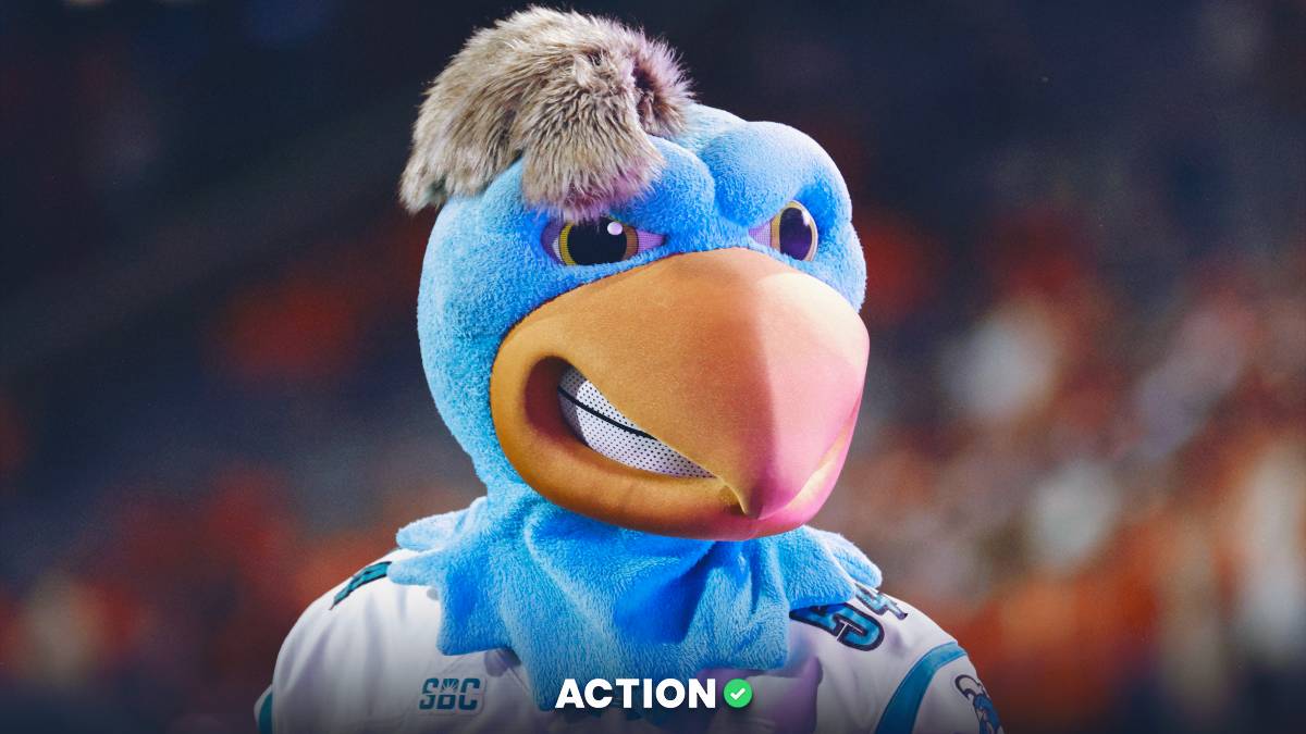 Georgia State vs Coastal Carolina Prediction, Pick, NCAAF Odds for Saturday, Nov. 8 article feature image