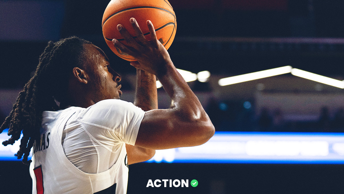 Dayton vs Cincinnati Predictions, Picks, Odds for Tuesday, November 11