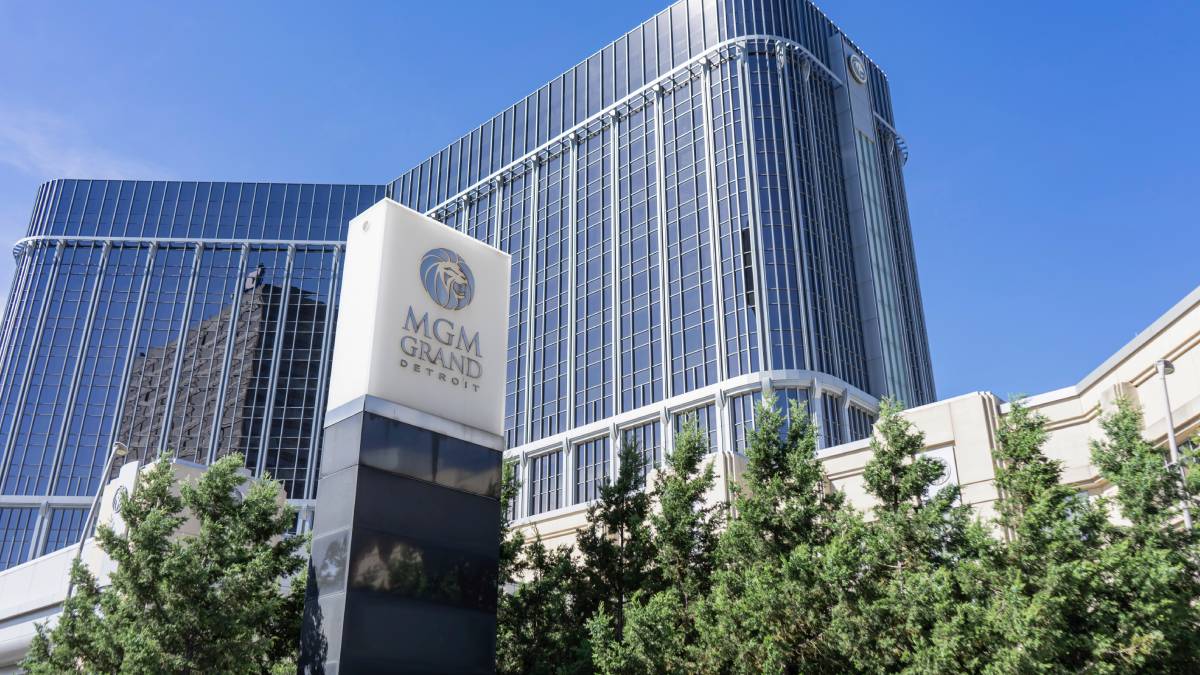 Michigan's online casino market continues to outpace traditional land-based casinos, with online gaming now the dominant revenue driver.​