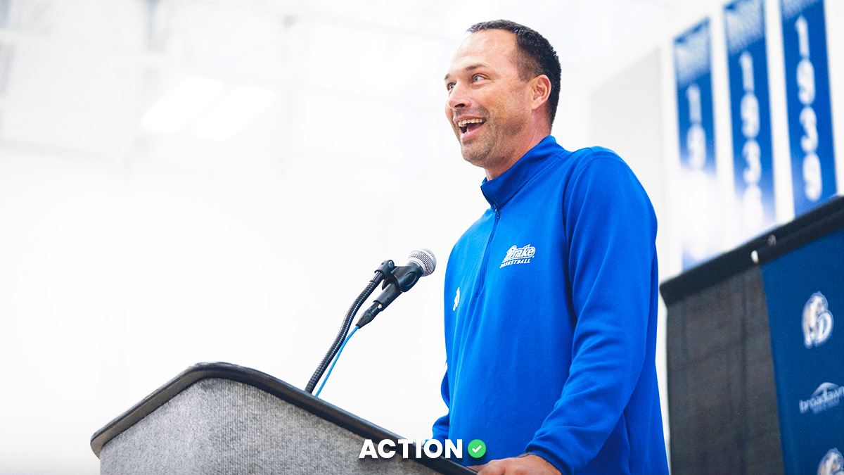 LSU vs Drake: System Backing 'Dog Image