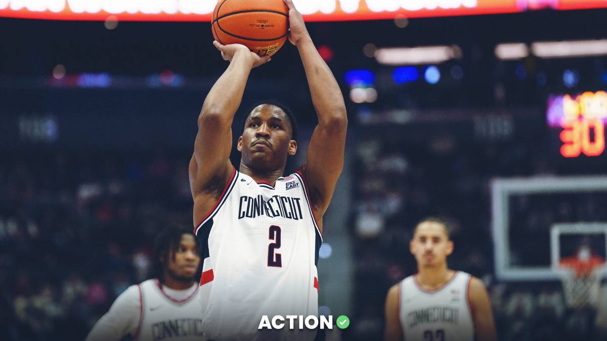 Illinois vs UConn Predictions, Picks, Odds for Friday, November 28