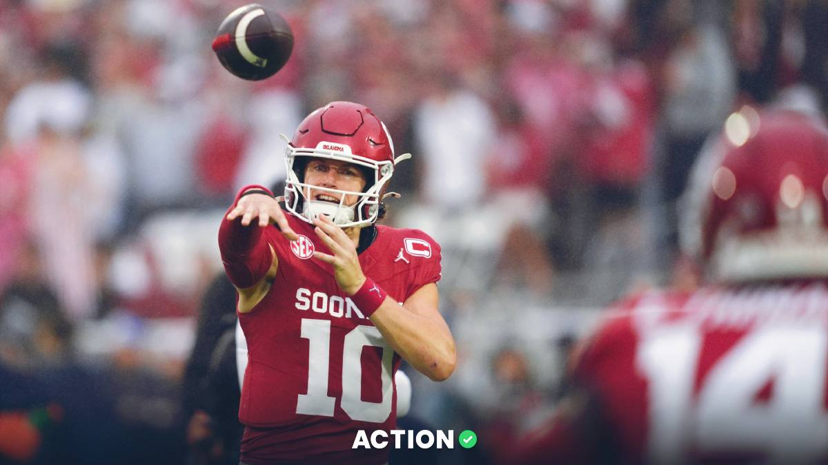 College Football Best Bets, Picks: Saturday Afternoon Bets for Michigan State vs Penn State, Texas Tech vs UCF article feature image