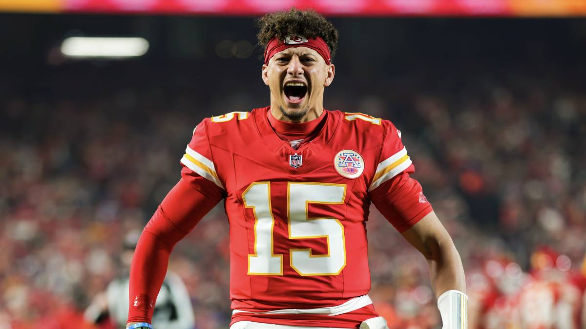 o celebrate the launch of legal online Missouri sports betting, DraftKings will host a ceremonial first bet event on December 1 at The Palladium in St. Louis, featuring Missouri sports legends Tony Gonzalez, Isaac Bruce and Brett Hull.