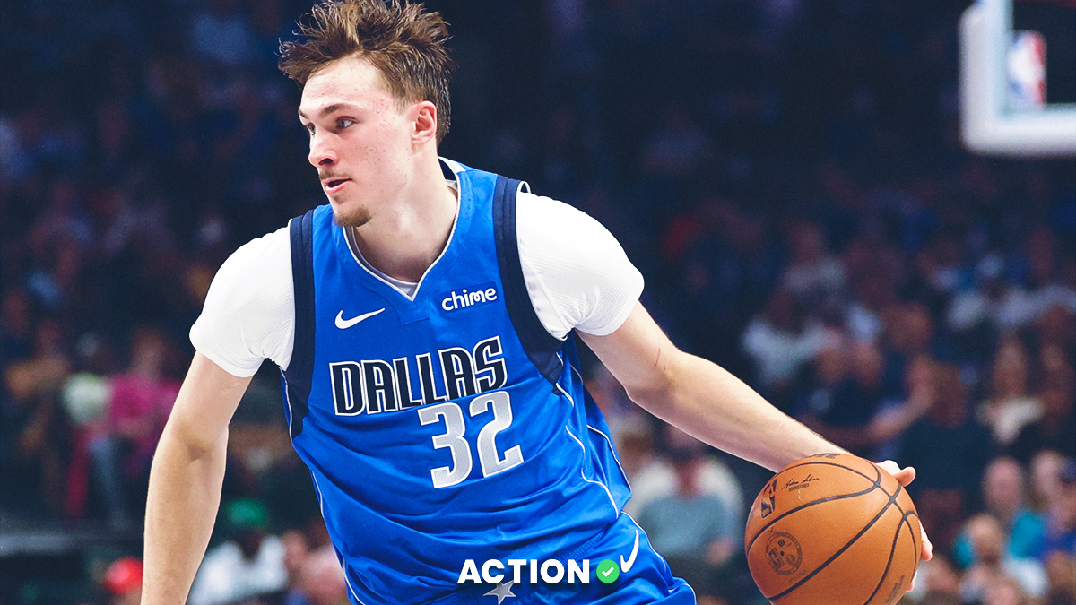 Suns vs Mavericks: Moore's Over/Under Pick for Tonight article feature image